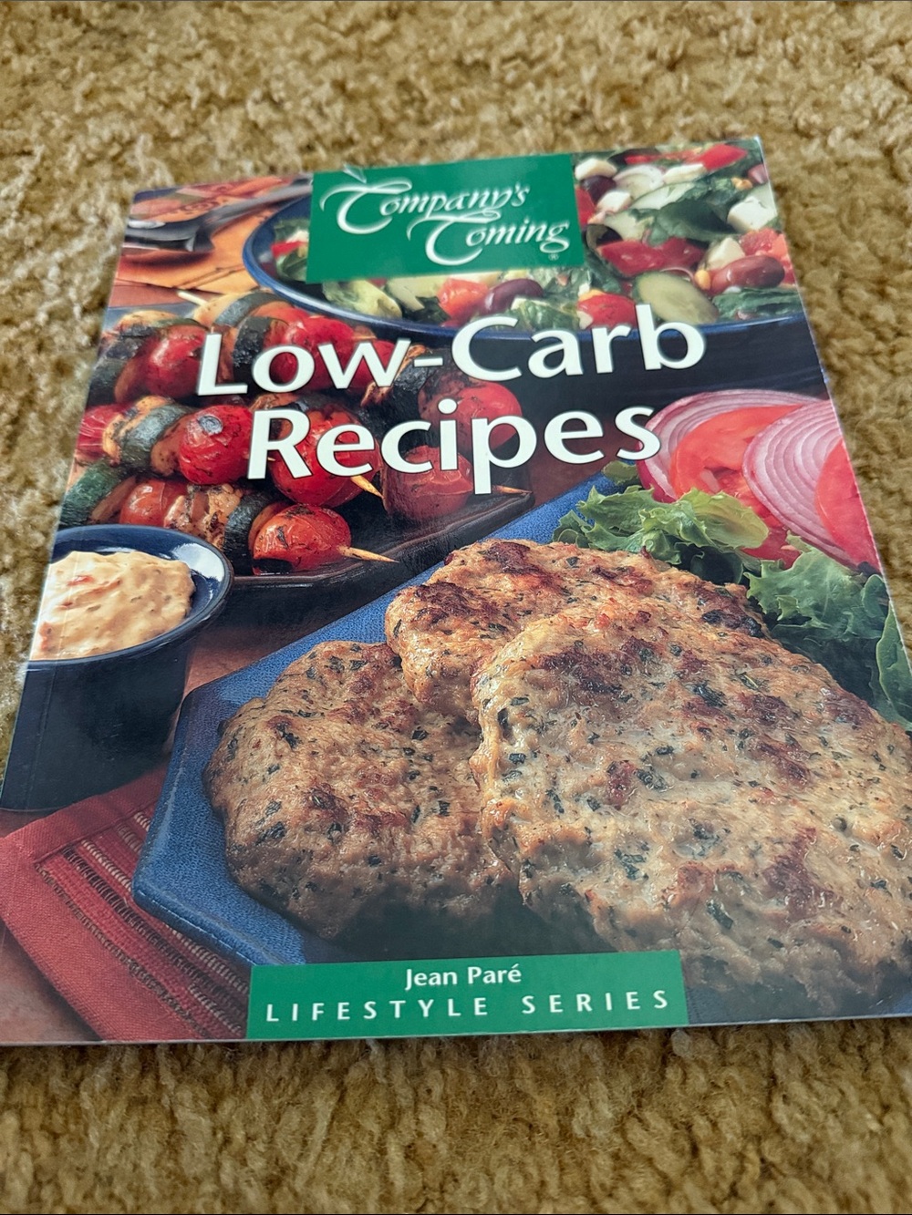 Low-Carb Recipes Cookbook - Green Cover